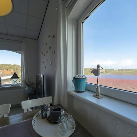 Beachside With Balcony Julianadorp