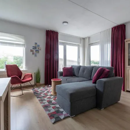 Beachside With Balcony Apartment