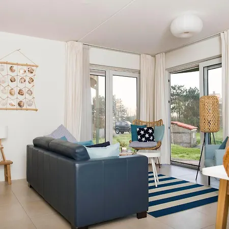 Apartman Beachside With Balcony