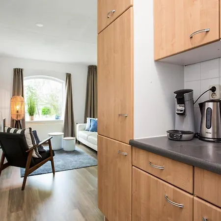 Beachside With Balcony * Юлианадорп