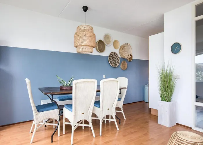 Appartement Beachside With Balcony *