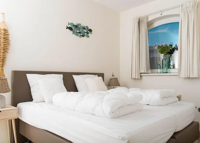 Beachside With Balcony Appartement Julianadorp